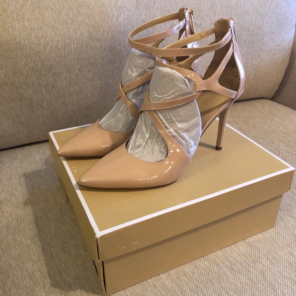 Michael Michael Kors Catia Pump Nude NEVER WORN